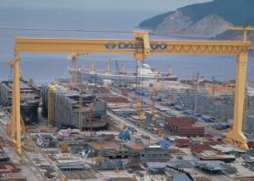 Daewoo Shipbuilding shuts down as 70 workers get COVID-19
