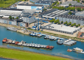 Damen sets up ship financing division
