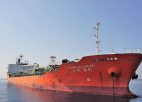 Iran frees South Korean ship, captain after deal on frozen funds