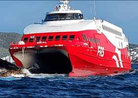 Ferry runs aground off Spanish Island