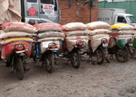 Customs raid smugglers’ hideouts in Lagos, Ogun