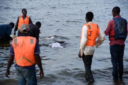 Seven killed in Niger boat accident 