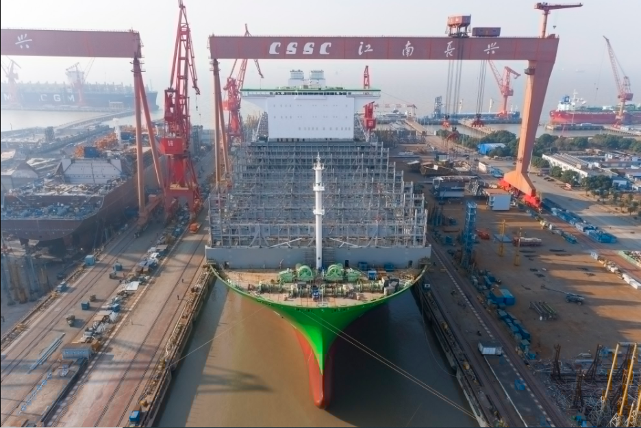 Evergreen’s first 24,000 TEU boxshsip launched in China 