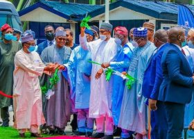 PHOTOS: Buhari commissions Dangote Fertilizer plant