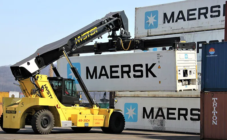 Maersk adds reefers to Russian booking suspension