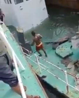 VIDEO: Workers accuse NIMASA mgt of negligence as patrol vessel sinks