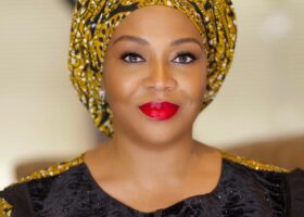Gbemi Saraki flags off operation to free port access road