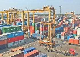 Customs detains 150 containers for forgery