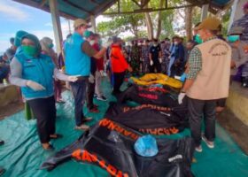 Nine dead after ferry sinks in Indonesia