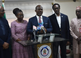 Cameroon seeks Nigeria’s help on air accident investigation