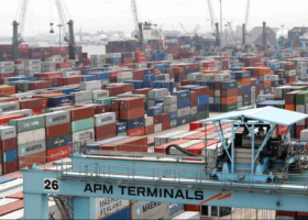 A.P. Moller-Maersk divests its share in Global Ports