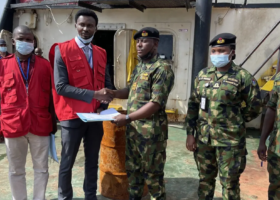 Navy hands over five oil thieves to EFCC