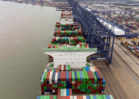 Talks between union and UK container port Felixstowe end without deal