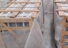 Australia impounds $1.1bn crystal meth in shipping containers