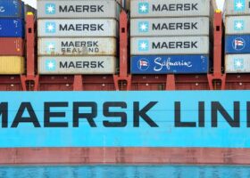 Maersk abandons sale of container manufacturing unit to CIMC