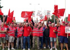 Port of Felixstowe workers begin new round of strikes