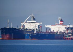 Iran to release crew of two seized Greek tankers 
