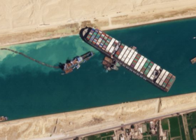 Maersk sues Evergreen for 2021 Suez Canal blockage