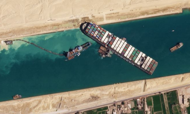 Maersk sues Evergreen for 2021 Suez Canal blockage