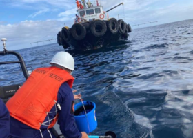 Philippines battles to contain oil spill after fuel tanker sinks