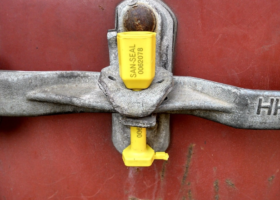Shipping-container seals standardised