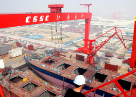 China, France sign record container ship order