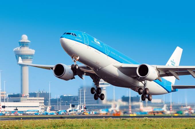 Nigerian stowaway found dead on KLM flight