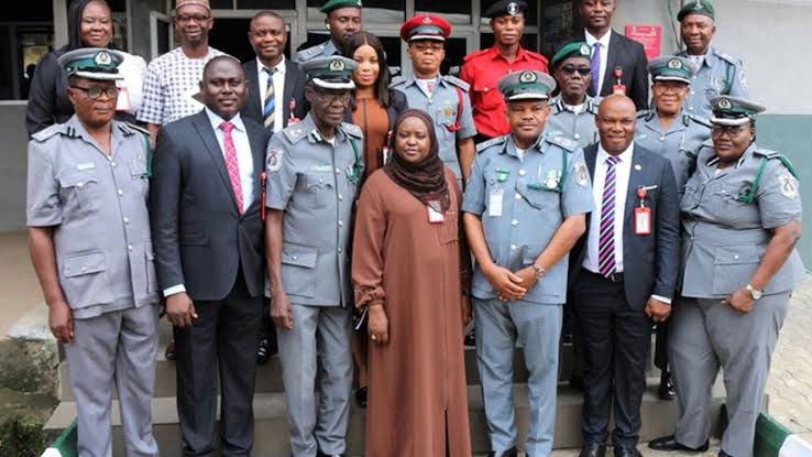 EFCC, Customs vow to tackle illegal mining in Oyo, Osun