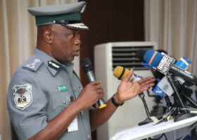 Customs’ monthly revenue rises to N343bn