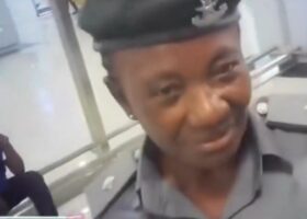 Customs officer in trouble for demanding N5,000 bribe at Lagos airport 