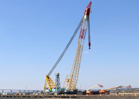 US begins clean-up operation after Baltimore bridge collapse