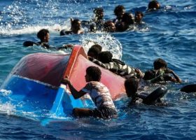 38 migrants killed after boat capsizes off Yemen