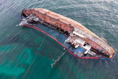 One Dead, Nine Crew Members Rescued from Sinking Ship
