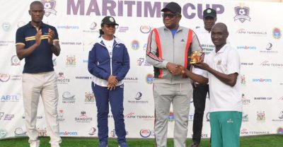 NPA’s Mubarak Usman receiving the Best Goalkeeper awarded.