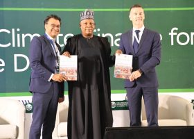 APM Terminals Presents Container Transport Electrification White Paper to Shettima