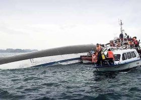 27 Dead After Tourist Boat Capsizes in Vietnam's Halong Bay Amid Storm Conditions