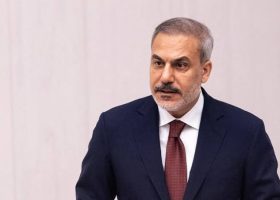 Turkey Bars Israeli Ships, Tightens Airspace Restrictions Amid Gaza War