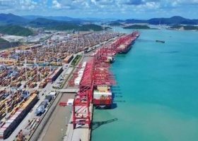 Ningbo-Zhoushan Port Powers Ahead