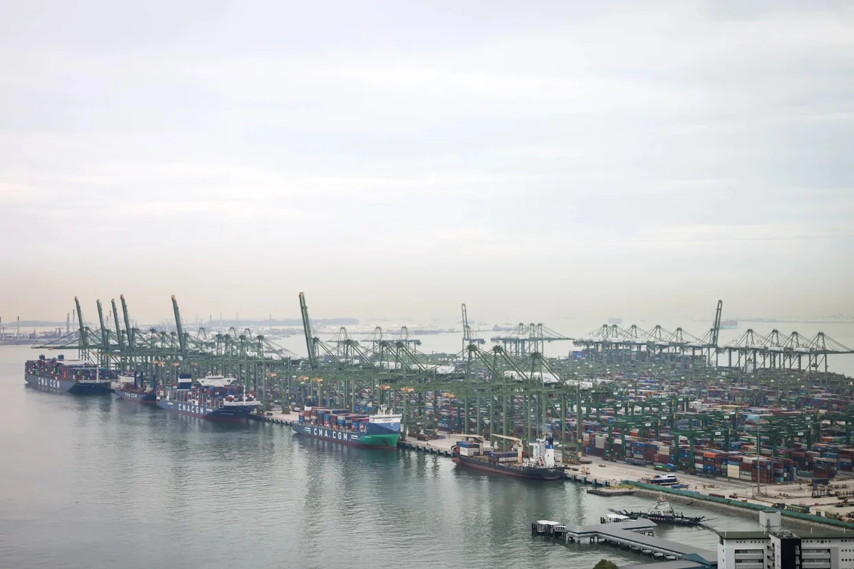 3 Dead After Supply Boat Sinks