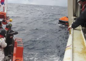 India Steps Up Search for Missing Crew