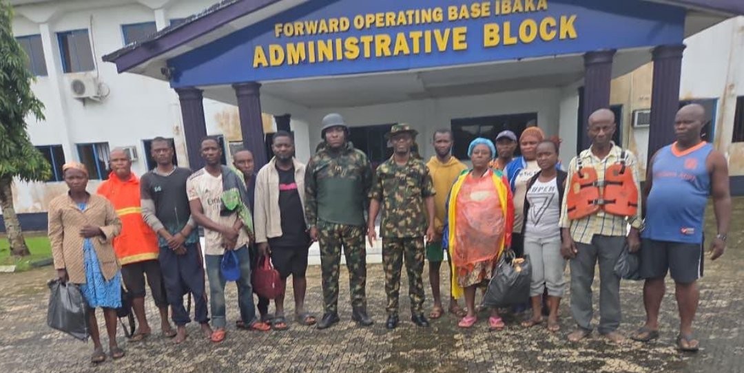 Nigerian Navy rescues 22 passengers abducted