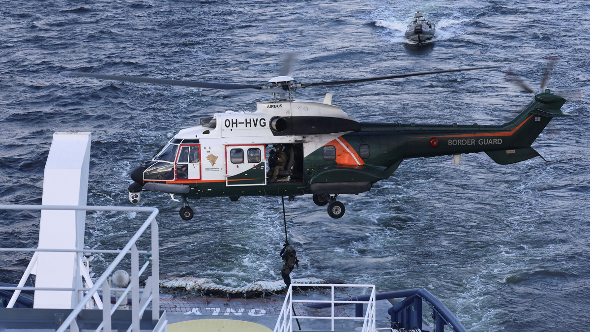 Finland Stages Baltic Sea Raid Drill
