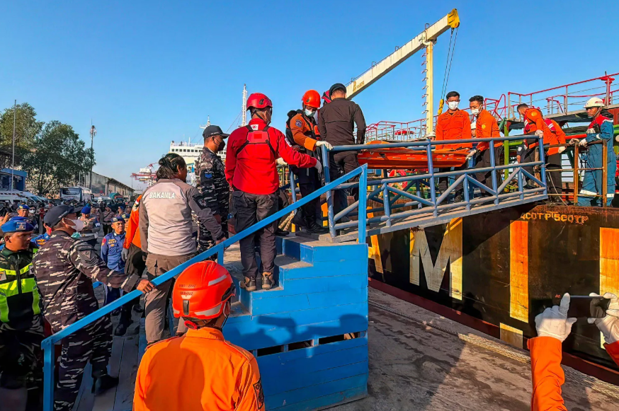 Indonesia Rescue Teams Search for 129 Missing